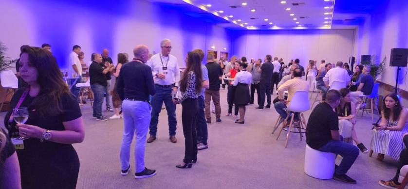Atacama representó a Argentina en la Convención Nacional de OOH y DOOH en Brasil