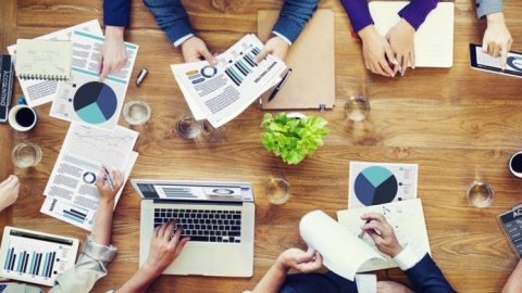 Los marketers están entre el "miedo" a la IA o a "quedarse afuera"