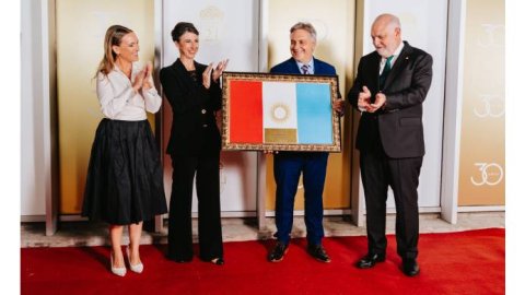 Universidad Siglo 21 celebró 30 años de trayectoria educativa en Córdoba