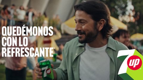 Estreno: 7UP® e Isla presentan “Yo no te pido la luna”, la nueva campaña de marca