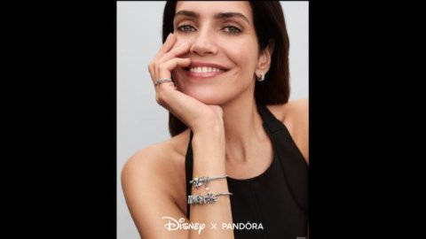 El amor que nos hace volar: Pandora y Disney celebran a mamá con Dumbo