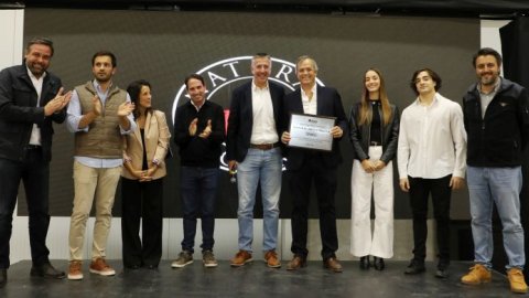 Valtra celebró la inauguración de su nuevo concesionario en Luján de Cuyo junto a Natural Argentina