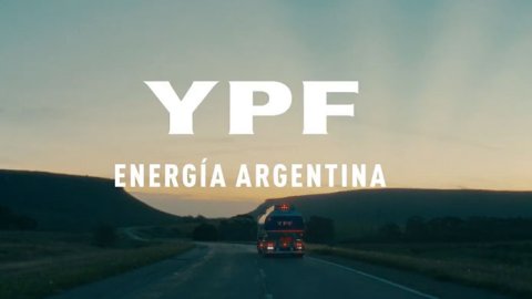Nueva campaña de Isla para YPF inspirada en la "ilusión de frecuencia"