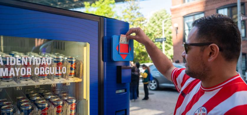 Pilsen y Oniria\TBWA celebran la independencia de Paraguay con una acción en Nueva York