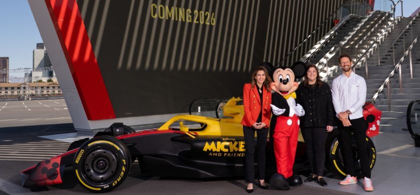 Disney y Fórmula 1 revelan su colaboración con Mickey y amigos