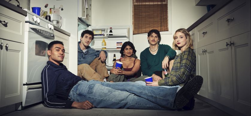 Disney+ presenta el tráiler de “Adultos”, la nueva serie de comedia original de FX