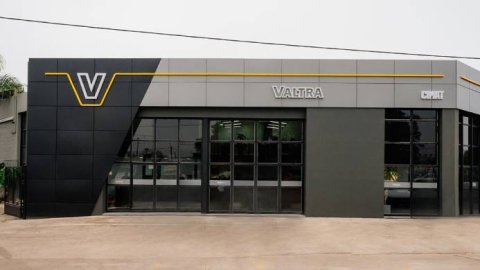 Valtra inaugura concesionario renovado en Córdoba