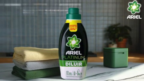 Ariel innova en el cuidado del hogar con una campaña pionera creada con inteligencia artificial