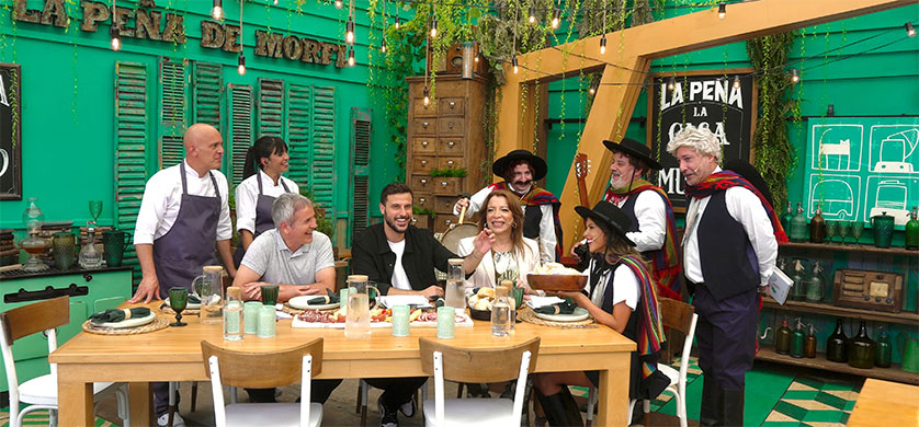 Diego Torres, El Polaco y Silvestre y la naranja visitan la Peña de Morfi
