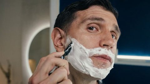 Gillette lanza su nueva campaña protagonizada por Emiliano “Dibu” Martínez