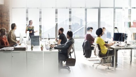 El futuro del trabajo remoto: redefiniendo el equilibrio en la era postpandemia