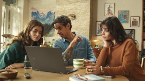 Con Agustín Rada, Flow presenta su nueva campaña para el plan Flow+