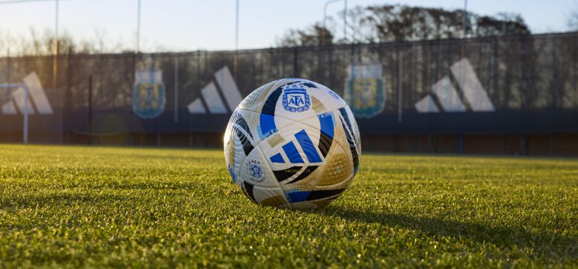 Adidas presenta la nueva pelota oficial de la AFA
