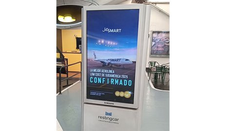 JetSmart apuesta por una estrategia publicitaria integral junto a Resting Car