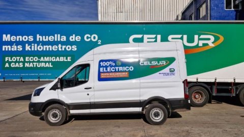 Celsur incorpora vehículos eléctricos a su distribución de última milla