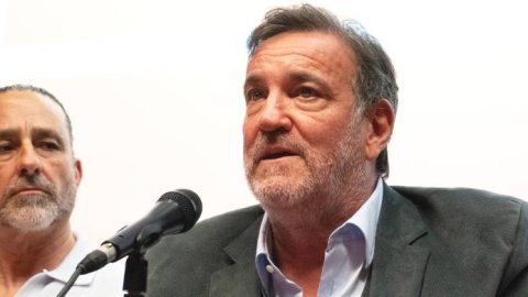 Horacio Fraccione presentó su libro "Piloto de Radio" en la UCA