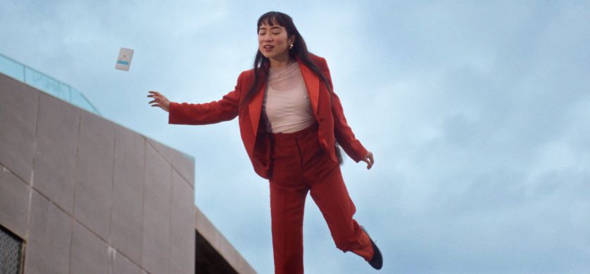 "Tan liviano como el aire", la nueva campaña digital de Wild Fi para La Roche-Posay