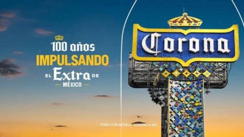 Ediciones especiales y festivales marcan la celebración de los 100 años de Corona
