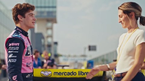 Colapinto y Neymar estrenan campaña con los colores de Mercado Libre en el auto de BWT Alpine Formula One Team