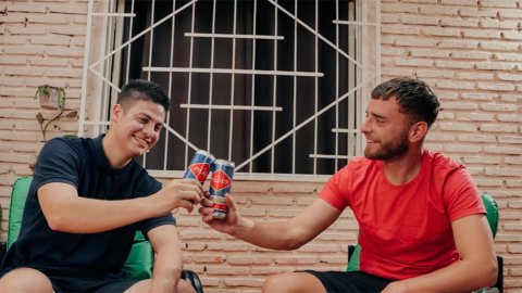 “Orgullosamente paraguaya”, la nueva campaña  de Oniria/TBWA para Pilsen