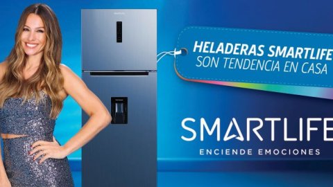 Pampita protagoniza la nueva campaña de Smartlife