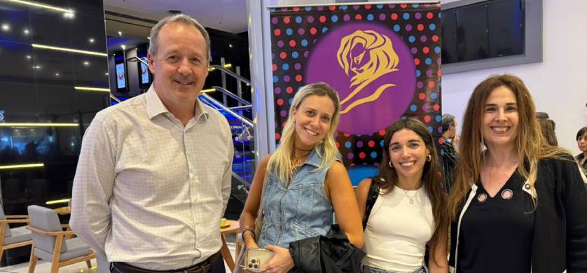 FilmSuez presentó la avant premiere de "Locamente" junto a agencias y anunciantes