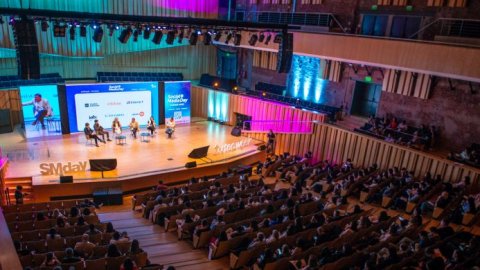 Expertos adelantarán tendencias sobre la utilización de IA en el Social Media Day