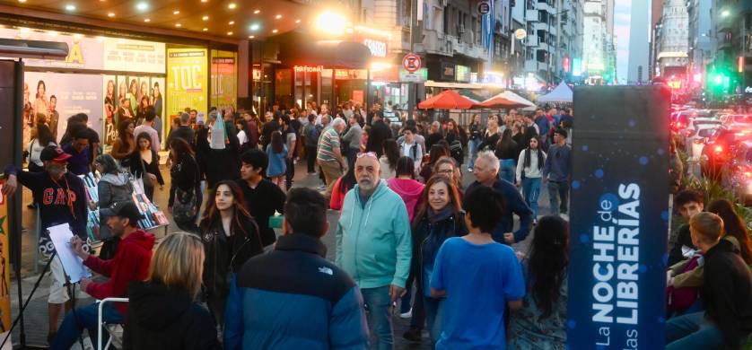 La Noche de las Librerías llega con más escenarios y nuevos circuitos barriales