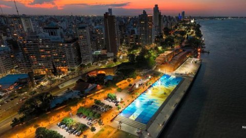 El mural más grande de la Bandera Argentina está en Rosario