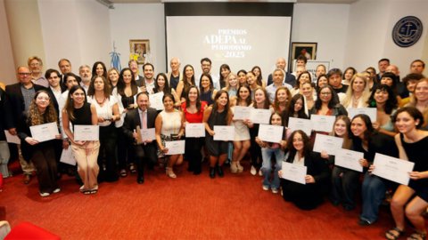 Se entregaron los Premios ADEPA al Periodismo 2025