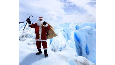 Hielo & Aventura presenta una nueva llegada de Papá Noel al Glaciar Perito Moreno