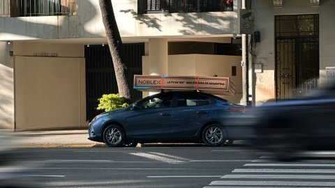Noblex presentó la “Billboard 100” de la mano de GUT Buenos Aires