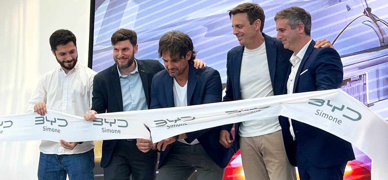 BYD inauguró un nuevo concesionario oficial en la ciudad de La Plata