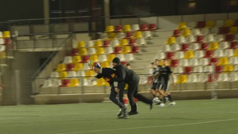 Campaña de Fuego Camina Conmigo en un partido del Ronin de Ibai Llanos