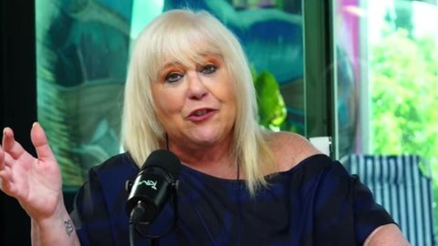 Laura Ubfal estrenó “La linterna” en Bondi Live