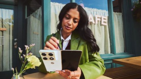 Motorola presenta nuevos dispositivos e innovaciones basadas en IA en Lenovo Tech World 2026