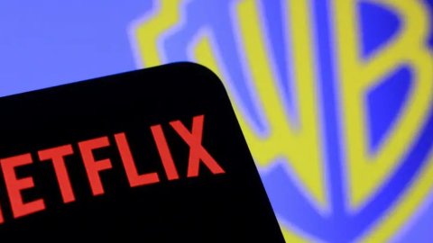 Warner rechaza oferta de Paramount y apuesta por Netflix