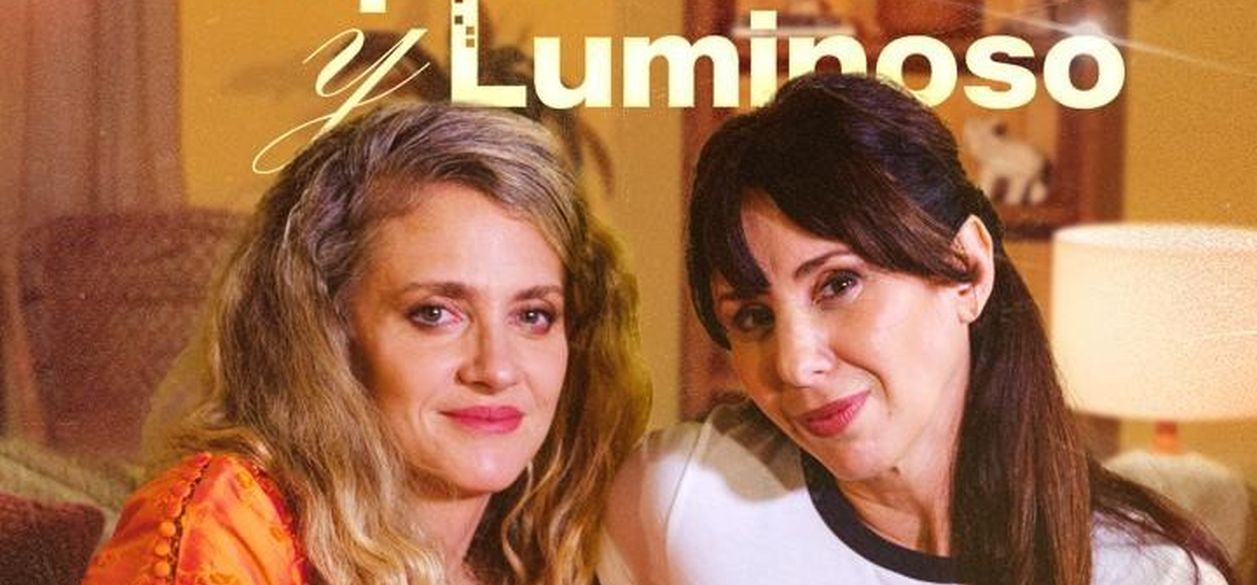 Amplio y Luminoso, la nueva sitcom de Blender