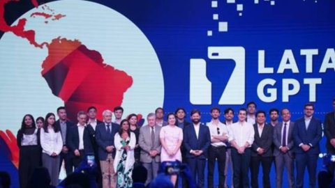 Chile presentó Latam-GPT, una IA diseñada para comprender mejor la realidad latinoamericana