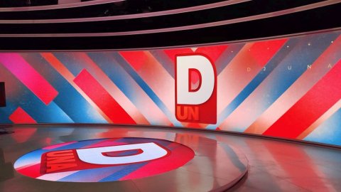 C5N inaugura escenografía con pantallas Multiled de gran formato diseñadas para TV en vivo