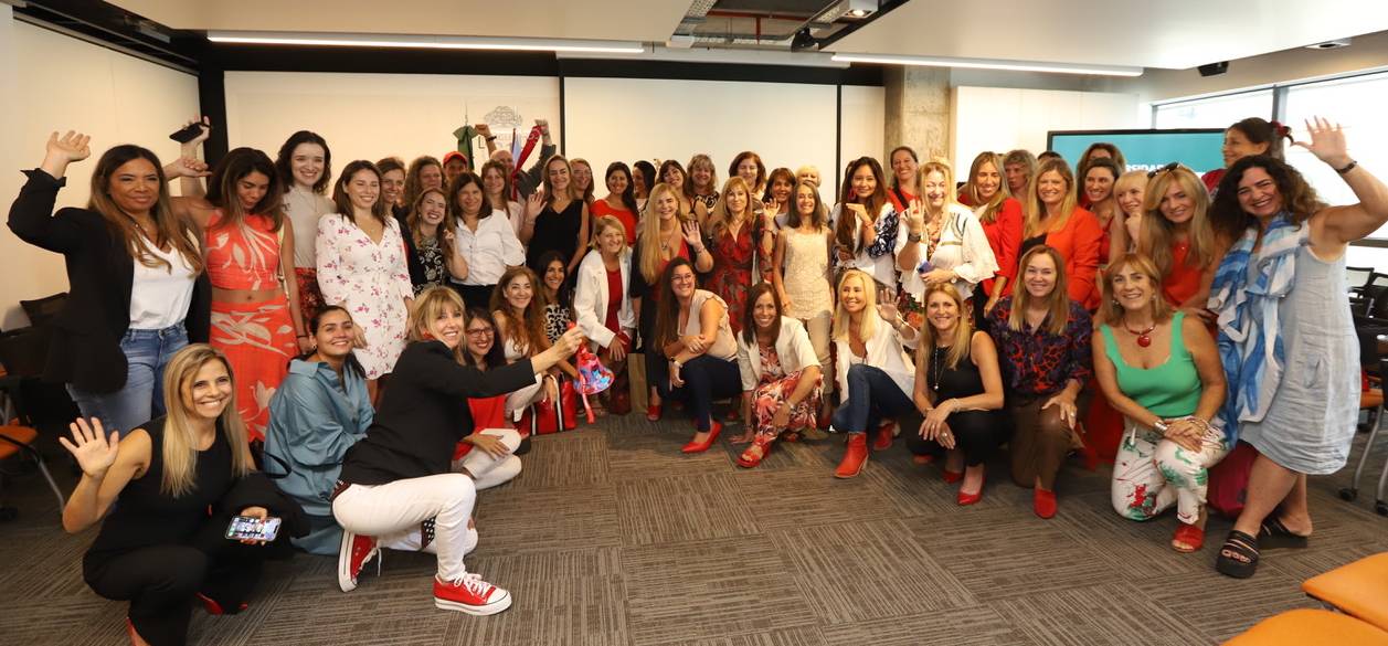 FAME se suma a la iniciativa global “Ring the Bell on the 7 Seas” por la equidad de género