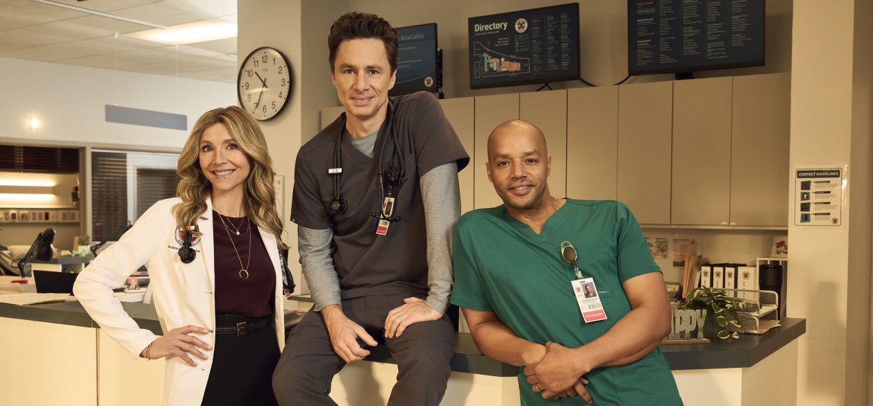 Disney+ estrenó la primera temporada del revival de Scrubs