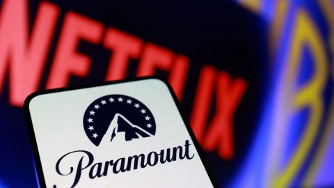 Netflix se retira de la compra de Warner Bros. y deja el camino libre para Paramount