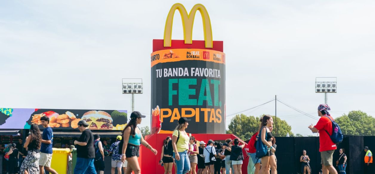 McDonald’s eleva su experiencia en Lollapalooza con una hamburguesa exclusiva y el local más grande del país