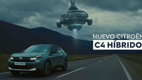 Citroën lanza una campaña intergaláctica para el lanzamiento del nuevo C4 híbrido