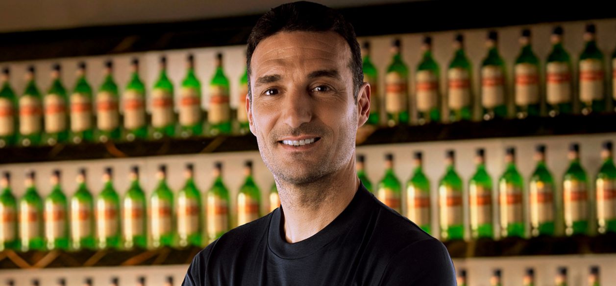 “Camuflado”, la campaña de Gancia que celebra el optimismo argentino junto a Scaloni