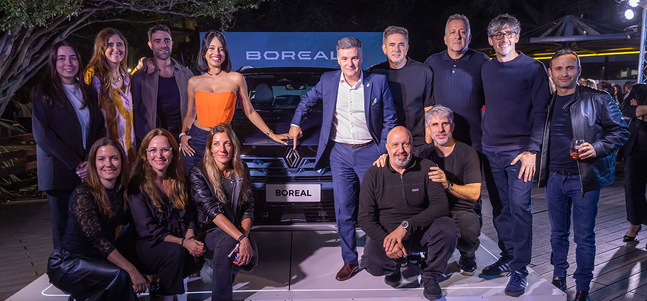 Urbana Play realizó una cobertura especial del lanzamiento de Renault Boreal en la previa del show de Ricky Martin