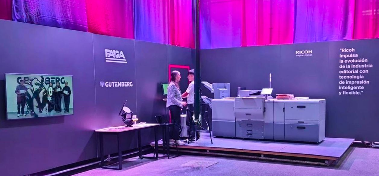 Del archivo al libro en minutos: la tecnología que redefine la industria editorial en la Feria del Libro