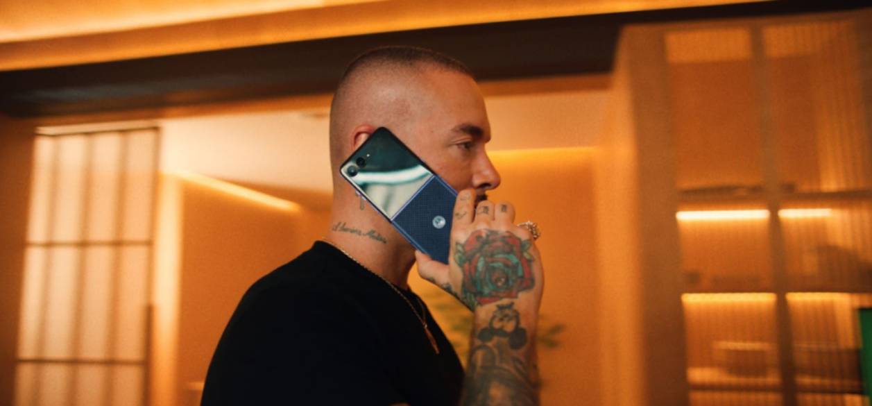 Motorola celebra el Mundial 2026 con una campaña global protagonizada por J Balvin