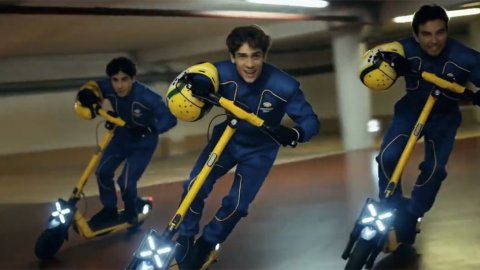 "Scooter GP", la nueva campaña de Mercado Libre con Franco Colapinto, "Checo" Pérez y Bortoleto